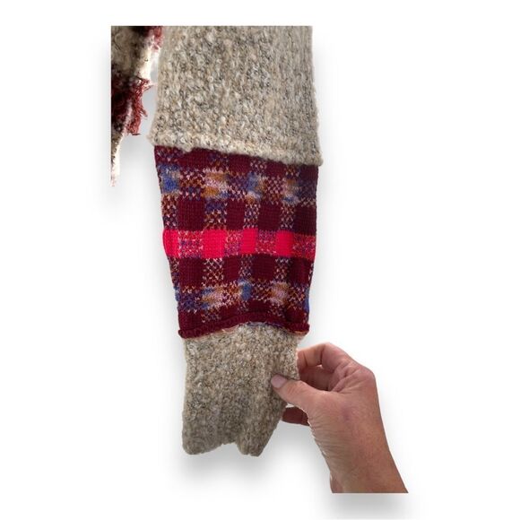 NWOT! Free People Cloud Oversized Sweater Size XS. - Picture 6 of 9